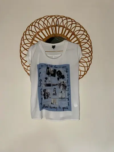 Polera Blanca Estampada de Mujer - miniatura 1