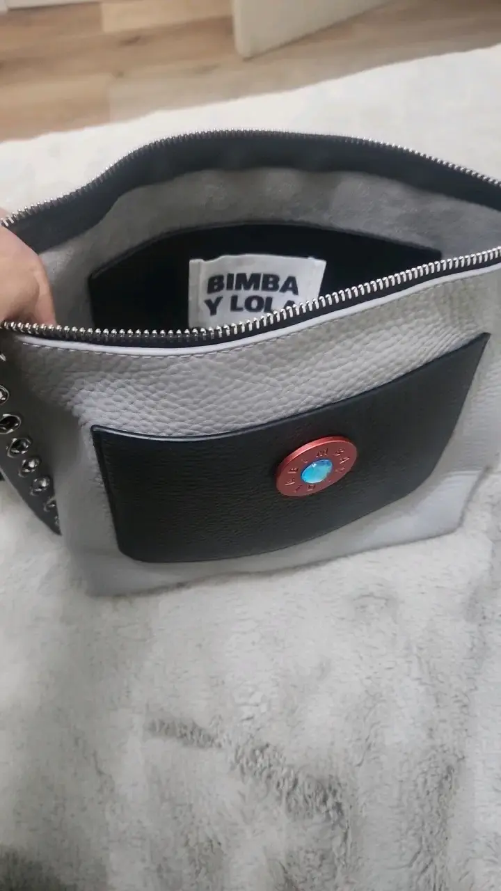 Bolso cruzado gris y negro Bimba y Lola - 3