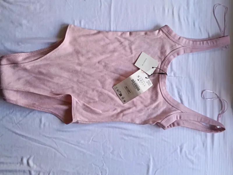 Body rosa sin mangas para mujer talla S