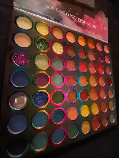 Paleta de Sombras HudaBaby Nebula 56 Colores - miniatura 2