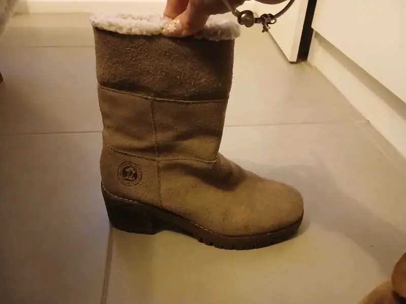 Botas de invierno marrones con forro de lana
