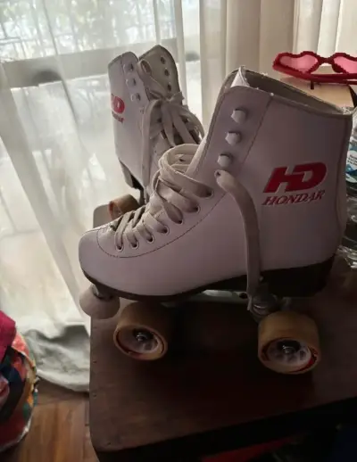 Patines de Cuatro Ruedas Blancos Hondar - miniatura 2