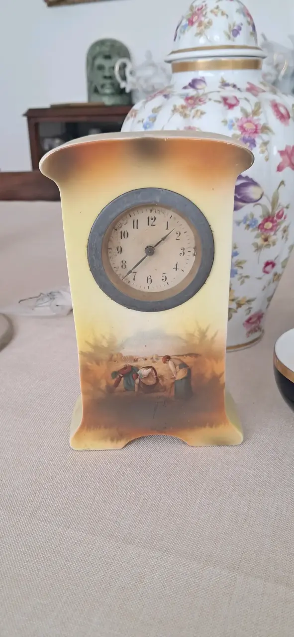 Reloj de mesa aleman vintage con diseño pastoral - 1