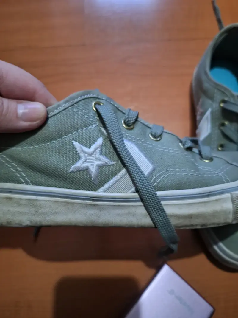 Zapatillas Converse verdes para mujer - 2