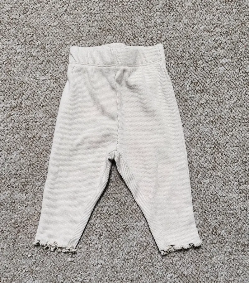 Lote de pantalones de bebé en varios colores - 2