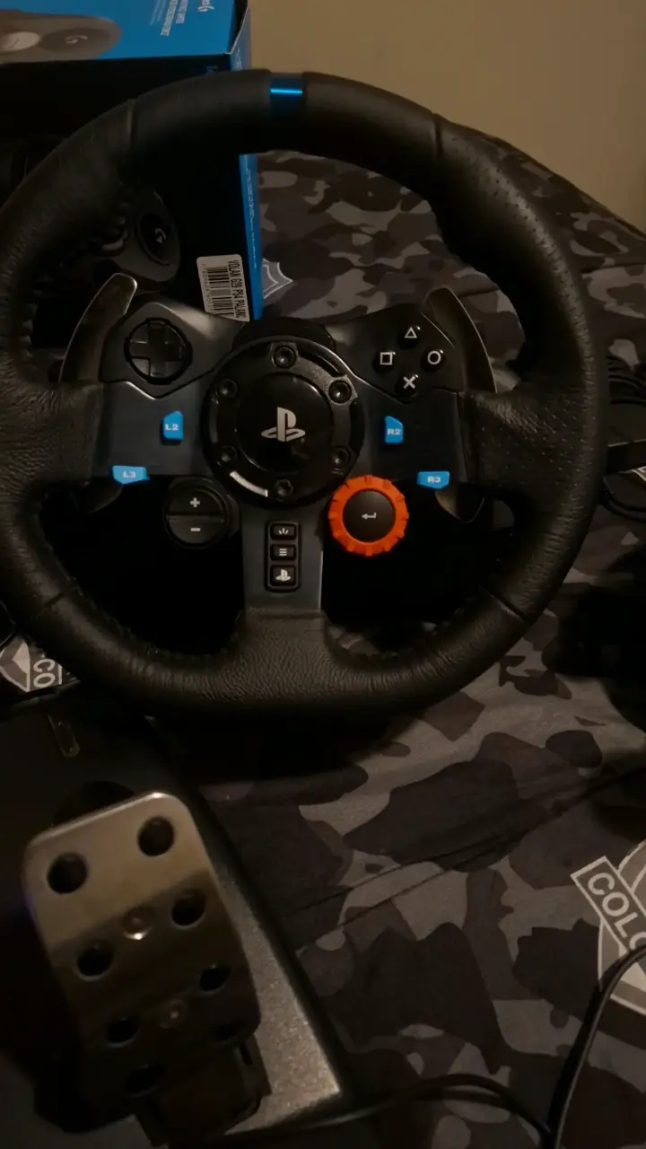 Volante Logitech G29 + Palanca de cambios - 1