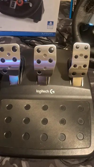 Volante Logitech G29 + Palanca de cambios - miniatura 3