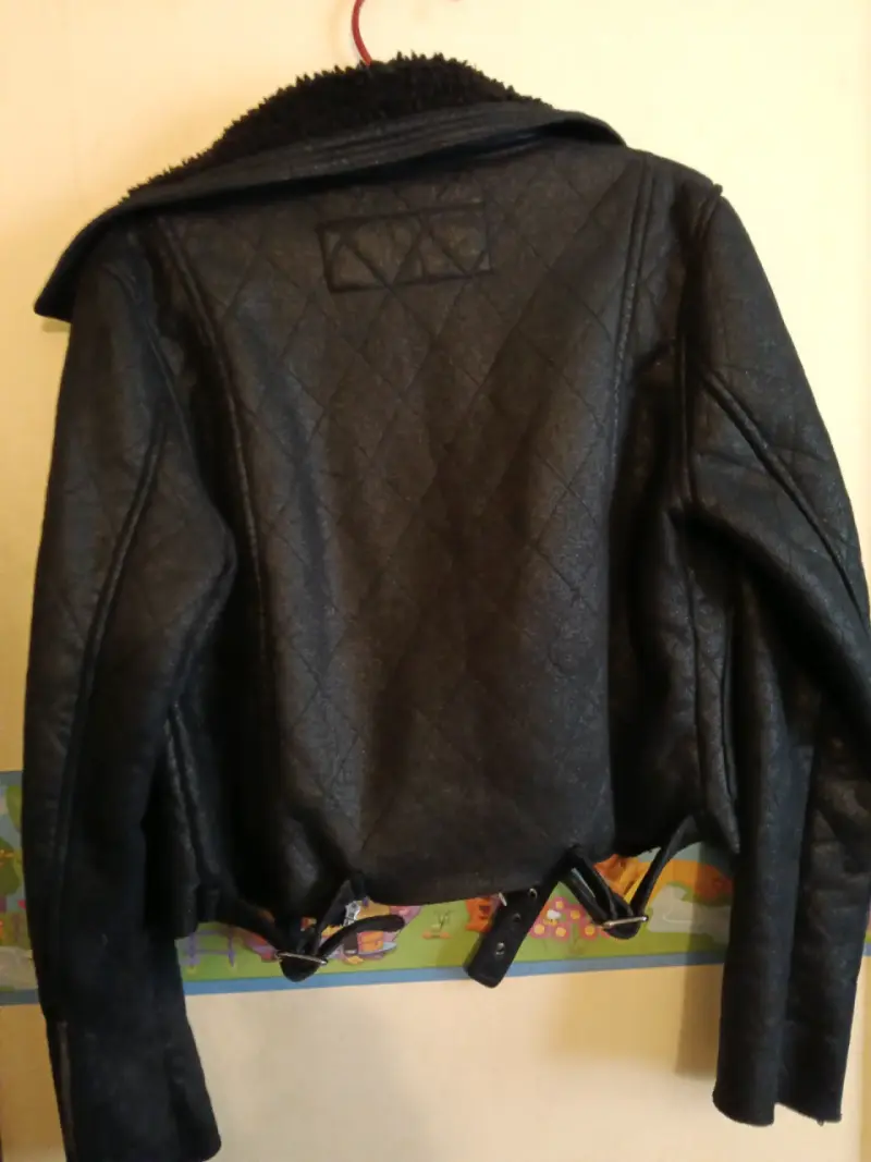 Chaqueta de cuero sintético con forro de lana - 2