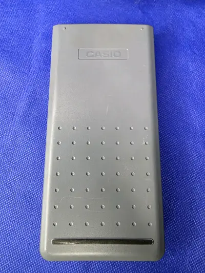 Calculadora gráfica Casio fx-7700GB en buen estado - miniatura 4