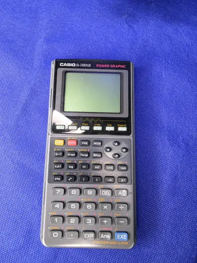 Calculadora gráfica Casio fx-7700GB en buen estado - miniatura 5
