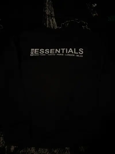 Polerón negro Essentials para hombre - miniatura 2
