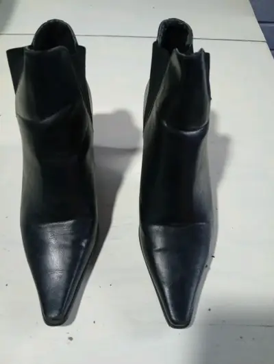 Botines de cuero negro con tacón talla 35 - miniatura 3