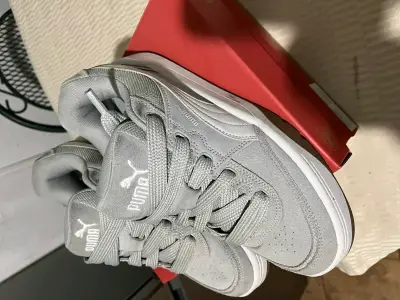 Zapatillas de hombre grises Puma talla 41 - miniatura 3
