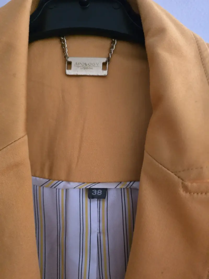 Blazer amarillo para mujer Apology talla 38 - 2