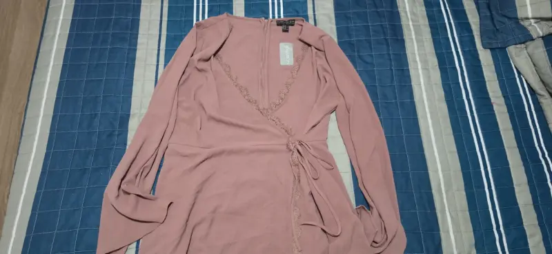 Enterito rosa Forever 21 con encaje