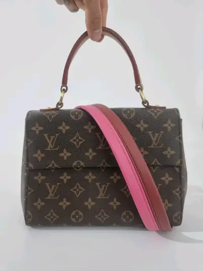 bolso Louis Vuitton Cluny BB - miniatura 3