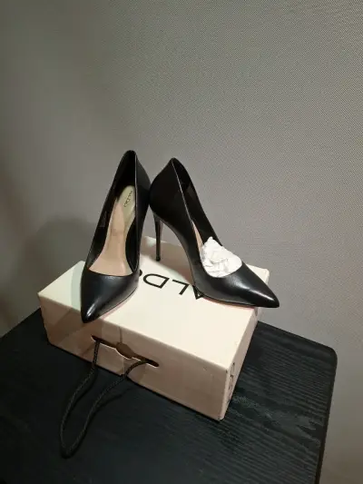 Zapatos de Tacón Alto Negros Aldo - miniatura 2
