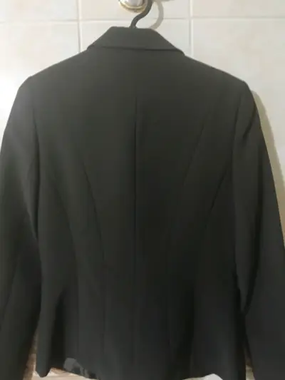 Blazer café oscuro elegante para mujer talla 38 - miniatura 4