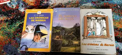 Colección de libros Las Crónicas de Narnia de C.S. Lewis - miniatura 1