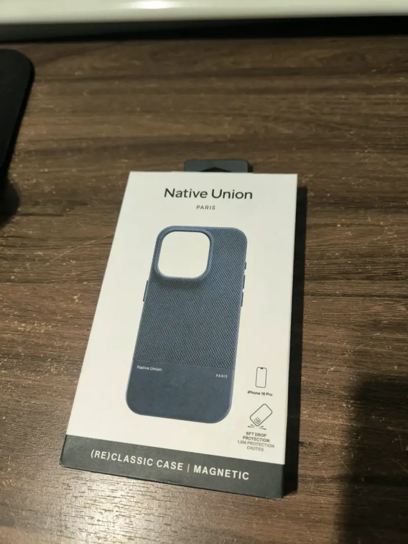 Funda magnética Native Union para iPhone 16 Pro