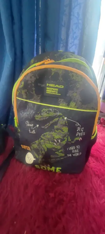 Mochila infantil Head con diseño de dinosaurio - miniatura 1