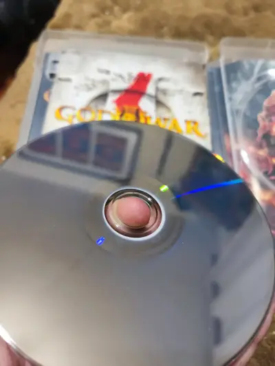 Juego PS3 God of War III en buen estado - miniatura 2