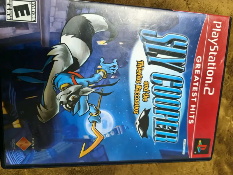 Juego PS2 Sly Cooper and the Thievius Raccoonus - 1