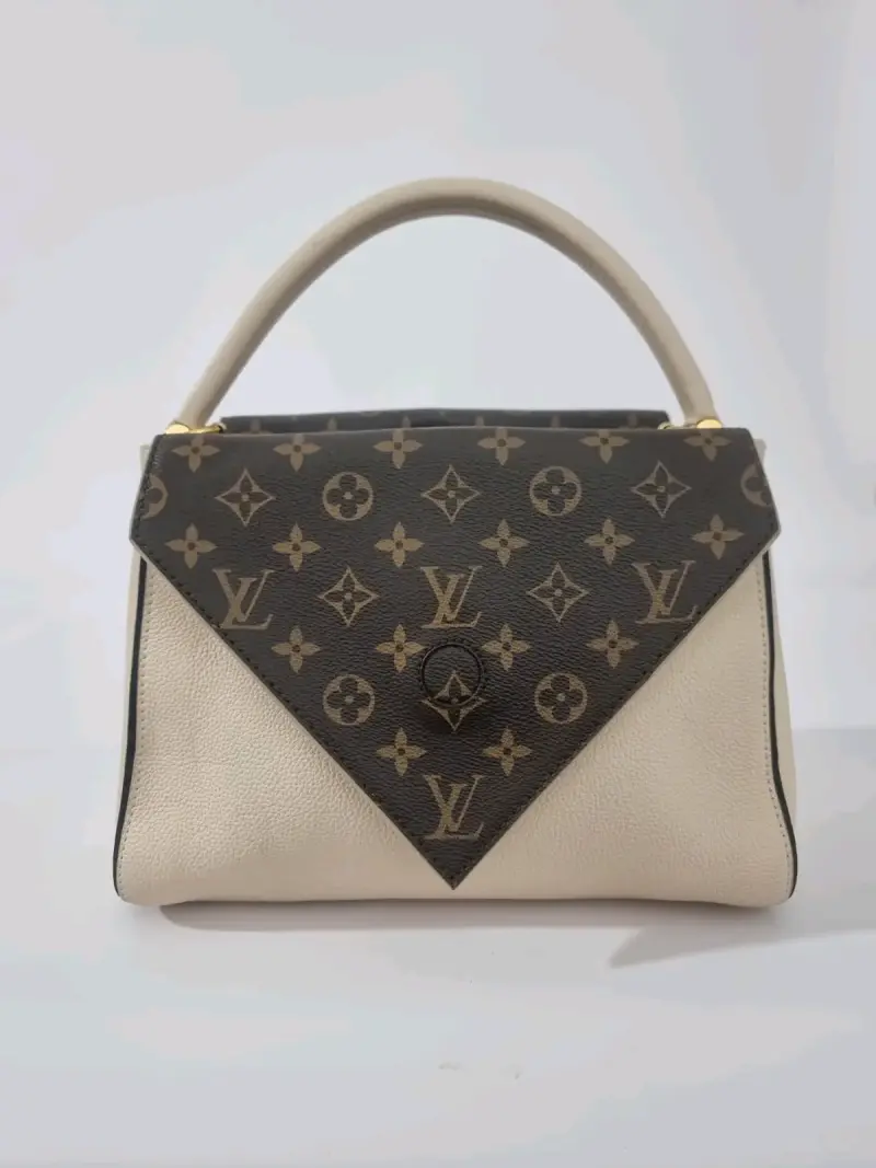 bolso Louis Vuitton Double V - 3