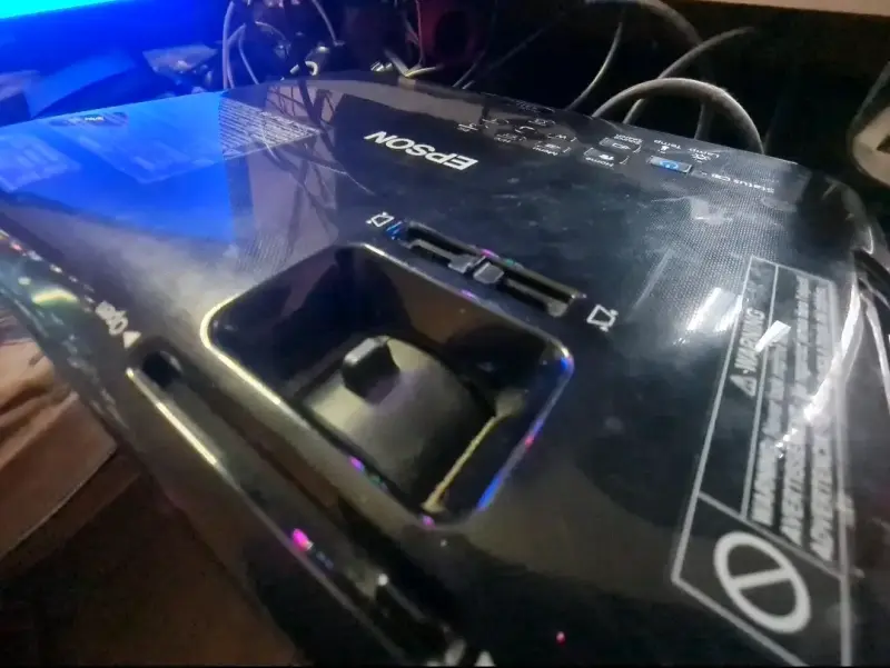 Proyector Epson PowerLite S31+ - 3