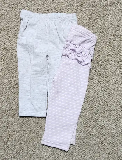 Conjunto de leggings para niña en varios colores - miniatura 1