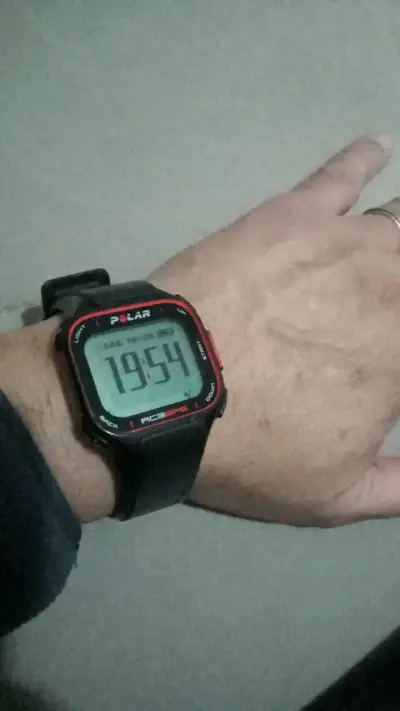 Reloj deportivo Polar RC3 GPS con regalo. - miniatura 1