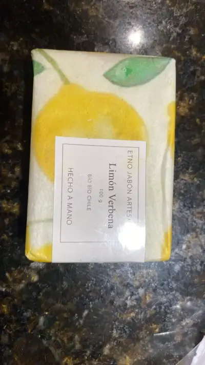Jabón artesanal de limón y verbena 100g - miniatura 3