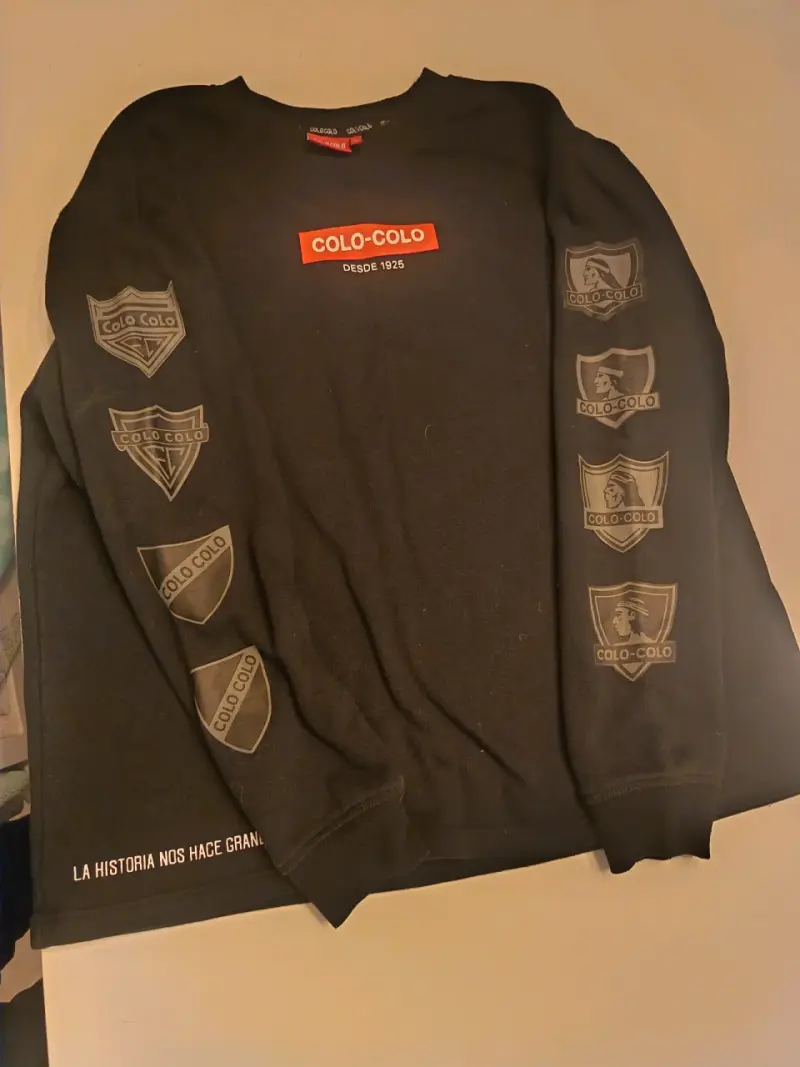Polerón negro Colo-Colo L - 1