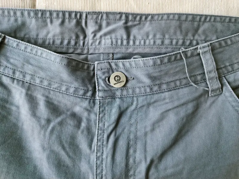Pantalones cargo grises para hombre en buen estado - 5