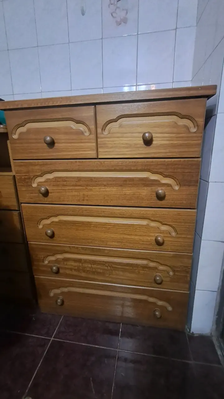 Cómoda de Madera con 6 Cajones