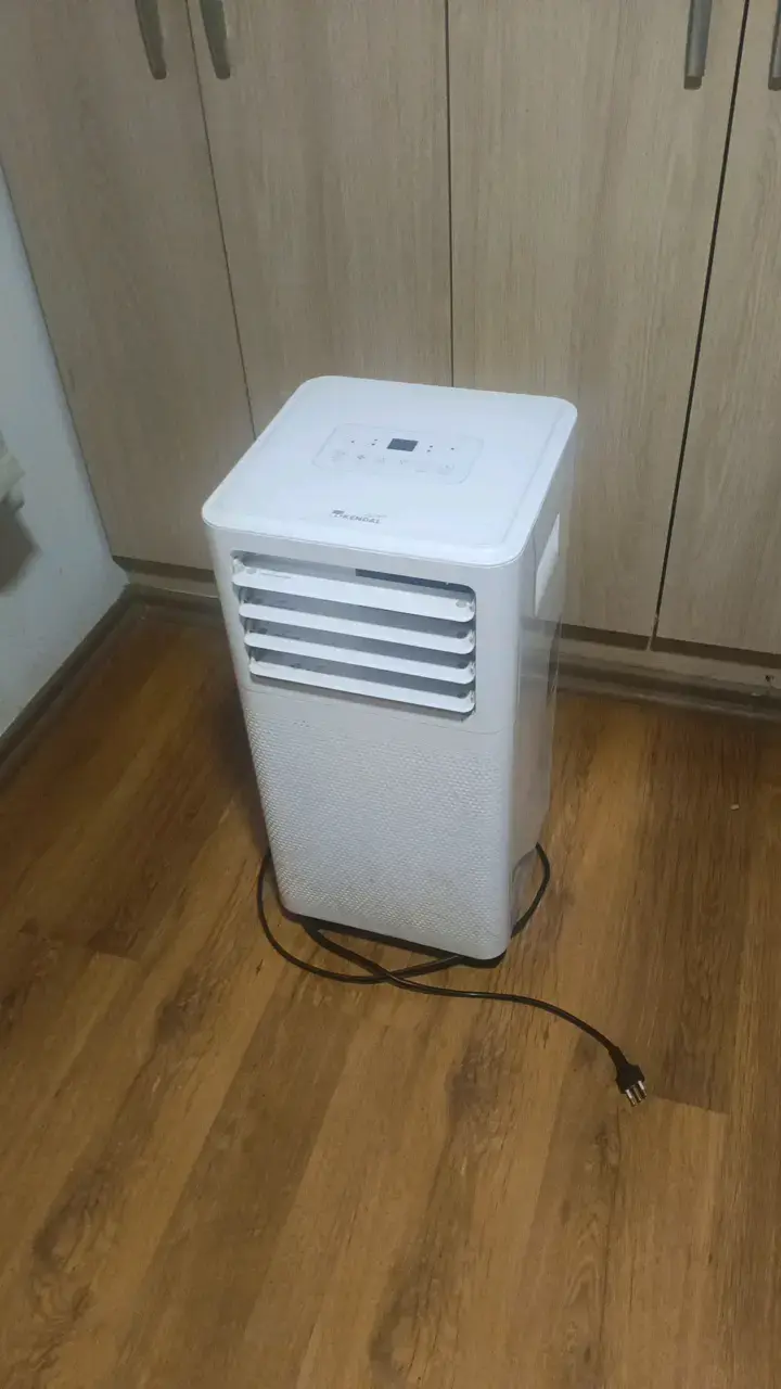 Aire acondicionado portátil Kendall 7000 BTU