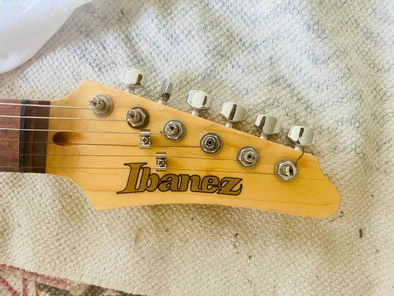 Guitarra eléctrica Ibanez AZES40 verde menta - 3
