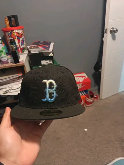 Gorra negra new Era - miniatura 1