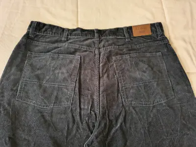 Pantalones de cotele L.L. Bean para hombre - miniatura 2