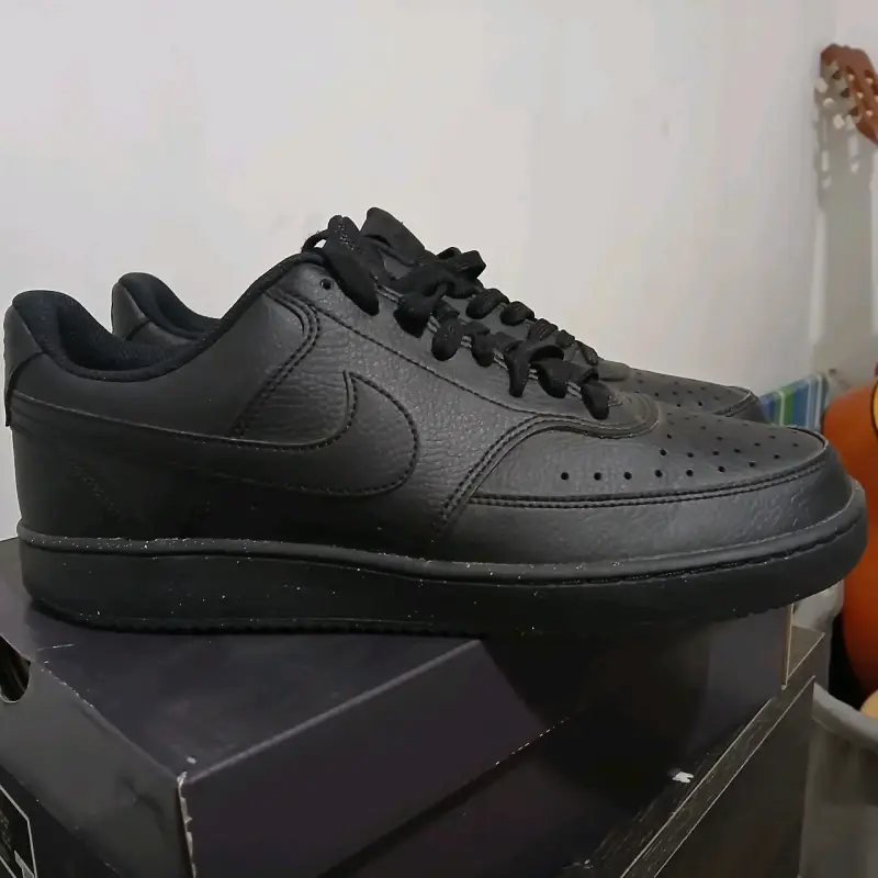 Zapatillas deportivas negras Nike en buen estado - 3