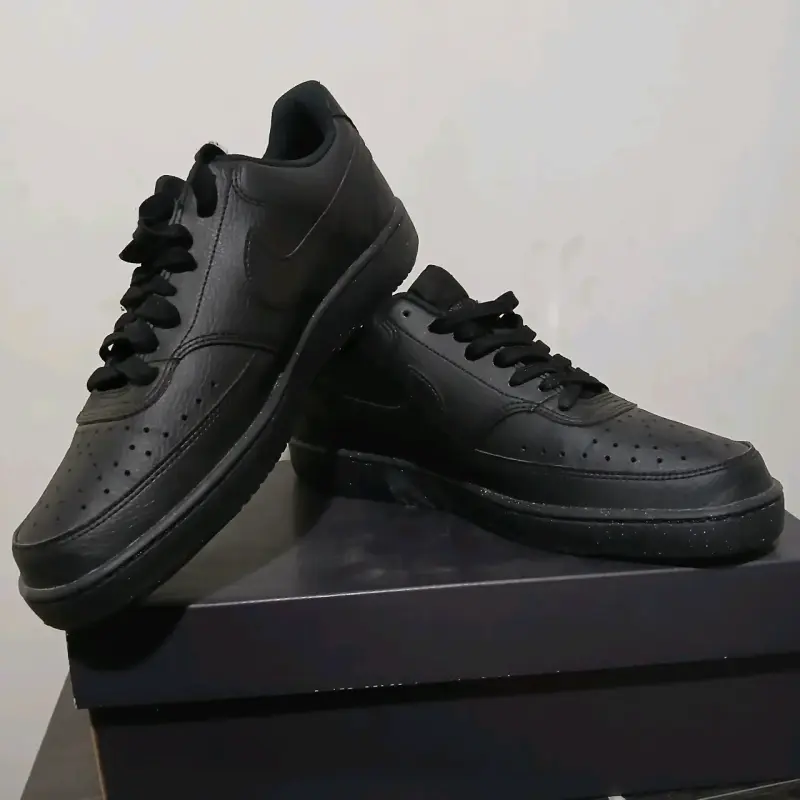 Zapatillas deportivas negras Nike en buen estado - 4