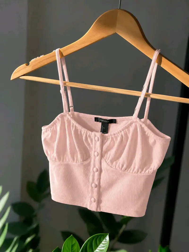Top corto rosa Forever 21 con tirantes