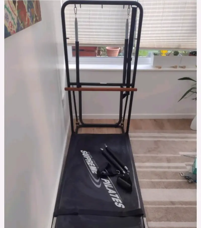 Máquina de Pilates Supreme para ejercicios en casa