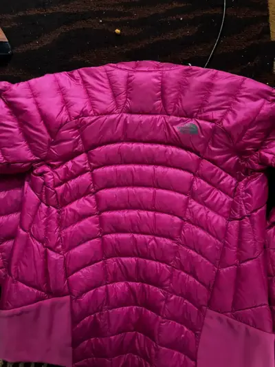 Chaqueta de plumas rosa The North Face para mujer - miniatura 5