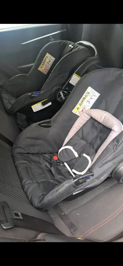 Silla de Auto para Bebé Infanti Negra - miniatura 1