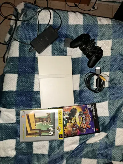 PlayStation 2 Blanca Japonesa - miniatura 2