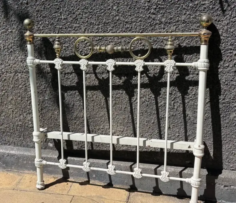 Cabecera de cama de hierro forjado vintage - 3