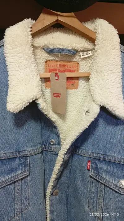 Chaqueta de mezclilla Levi's con forro de borrego - miniatura 1