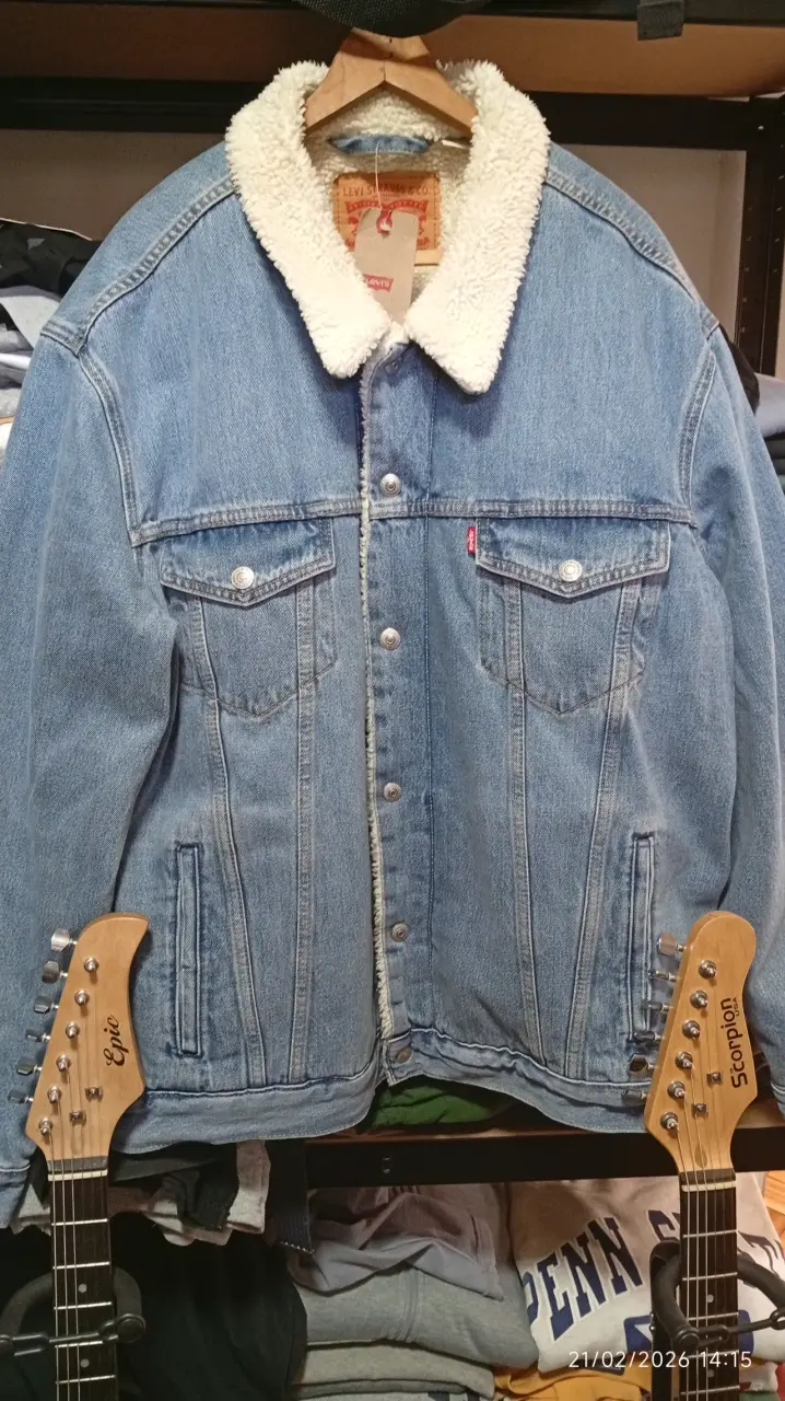 Chaqueta de mezclilla Levi's con forro de borrego - 3