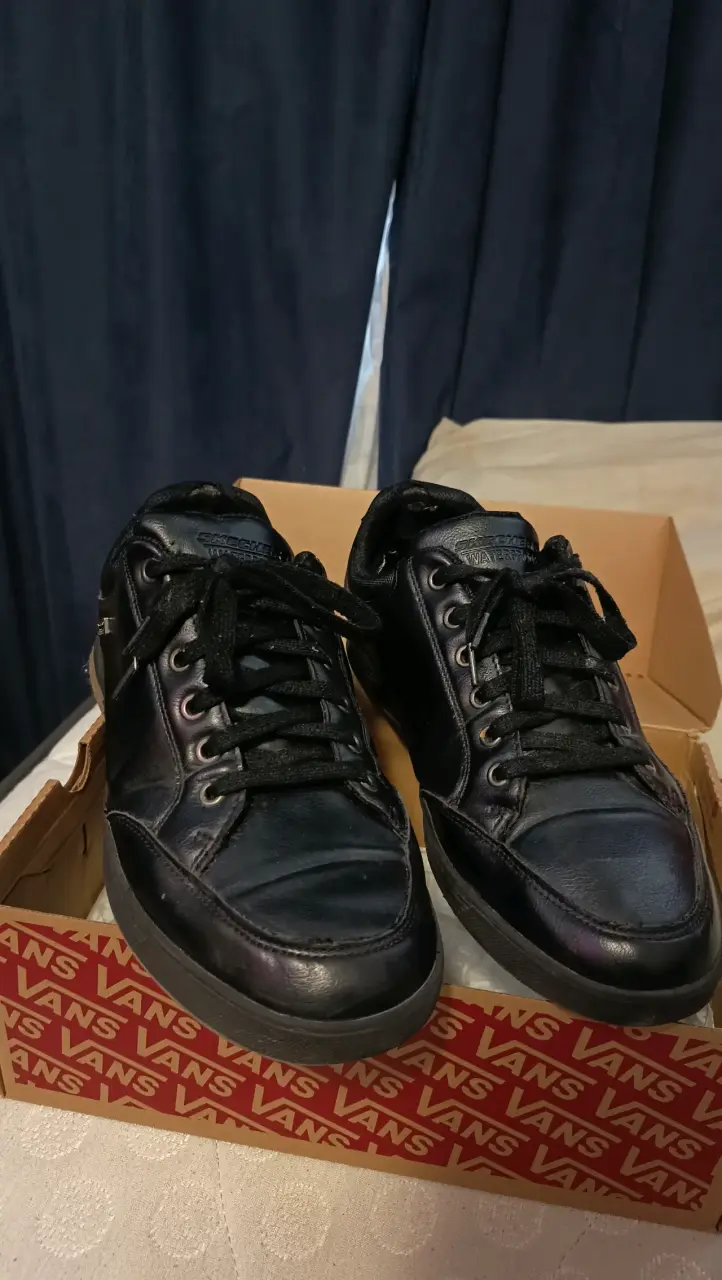 Zapatillas negras Skechers - 1